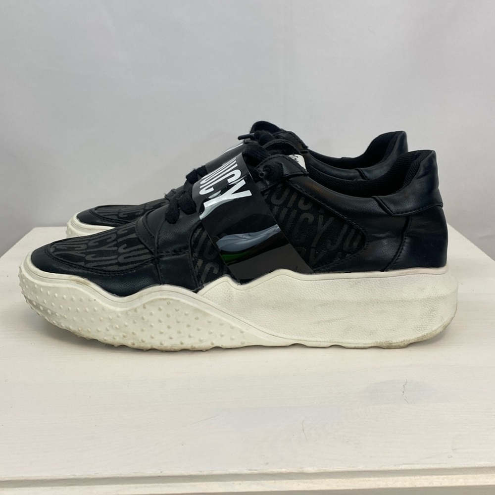 EUC Juicy Couture Sneakers Slip On Dyanna